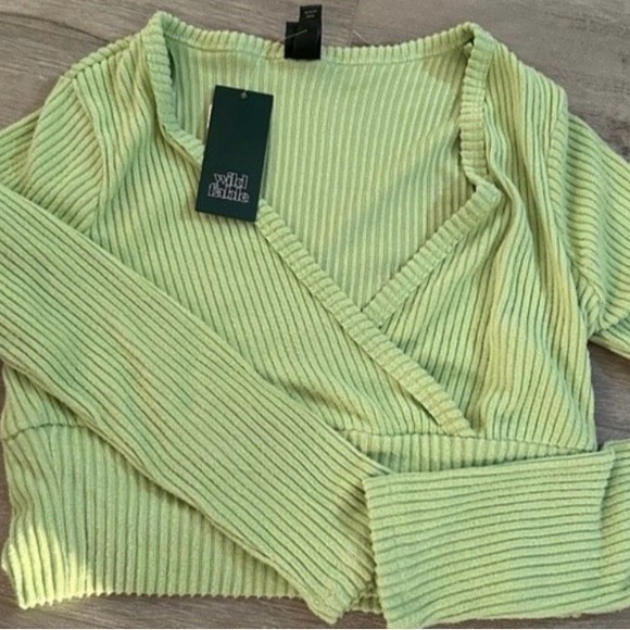 Green Ribbed Women's Sweater - Picture 4 of 4